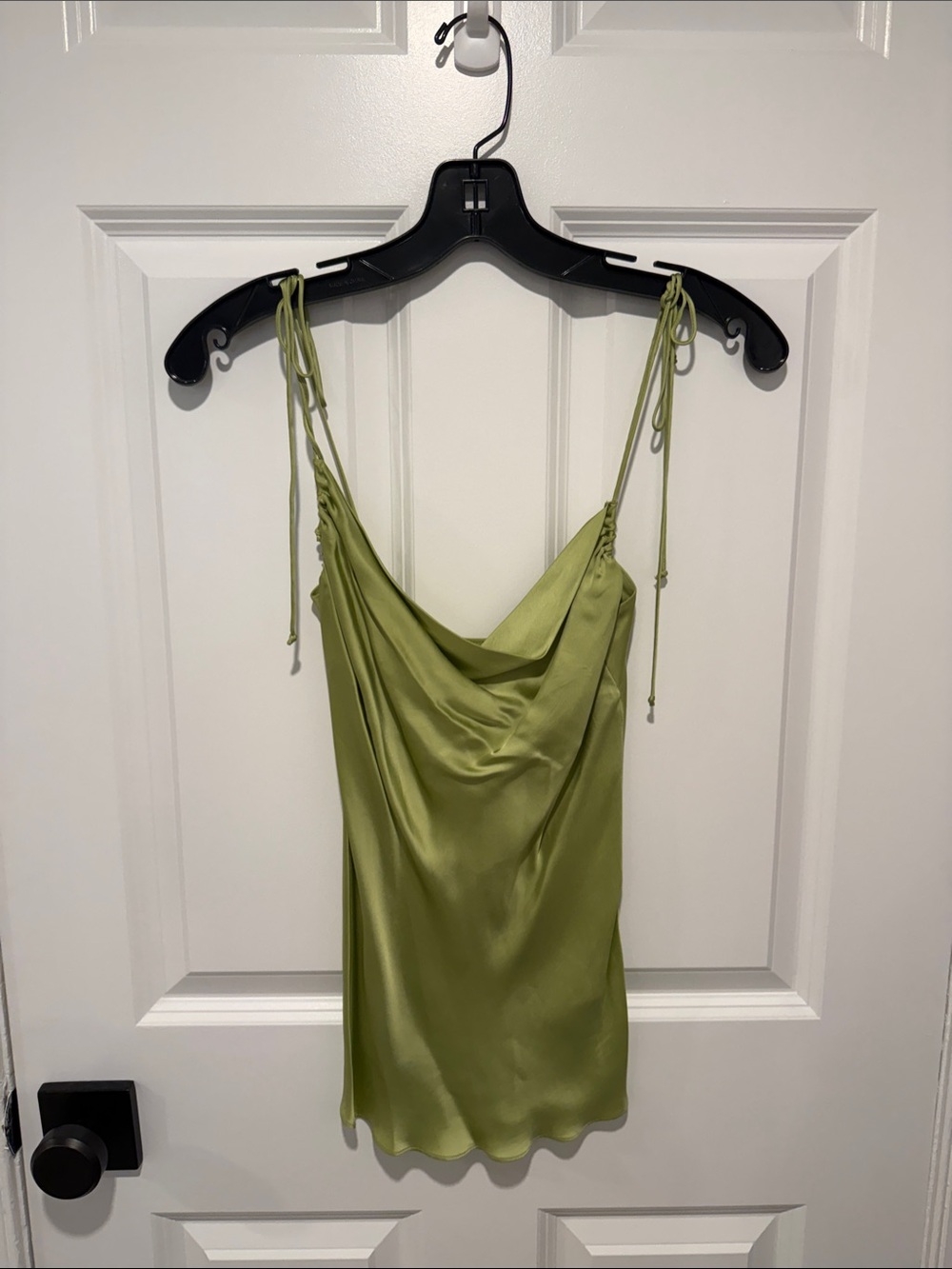 Wilfred Satin tank top - Light Olive